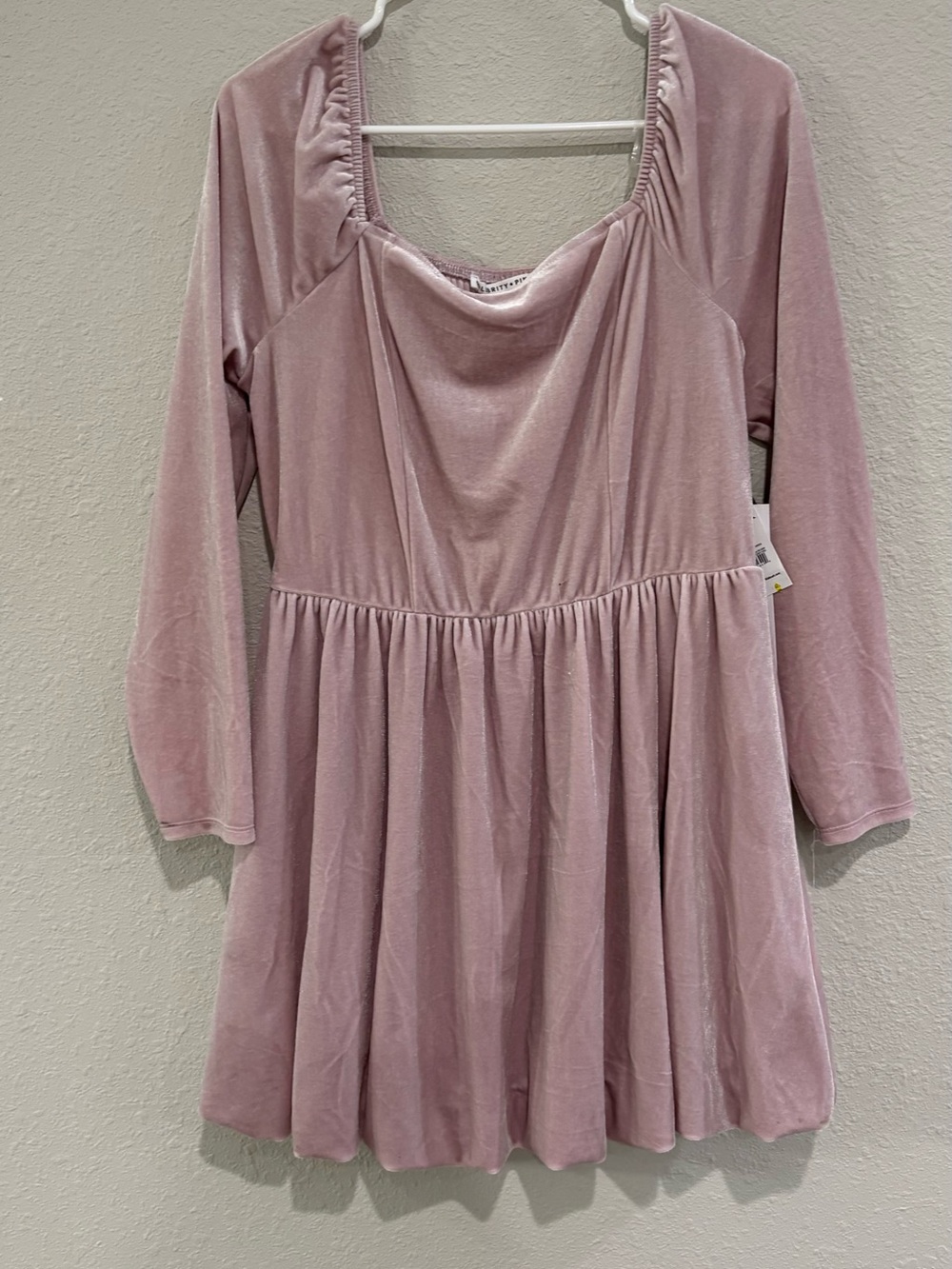 Velvet Long-Sleeve Midi Dress in Dusty Pink
